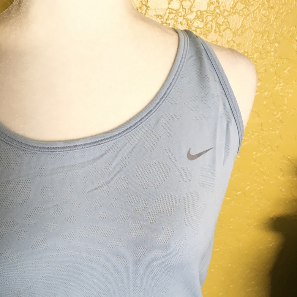NWT Nike racerback cheetah print tank top - Picture 2 of 8